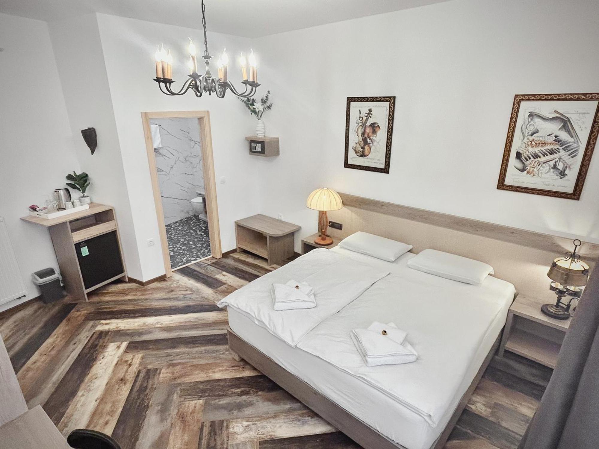 Chambre Double avec Salle de Bains Privative