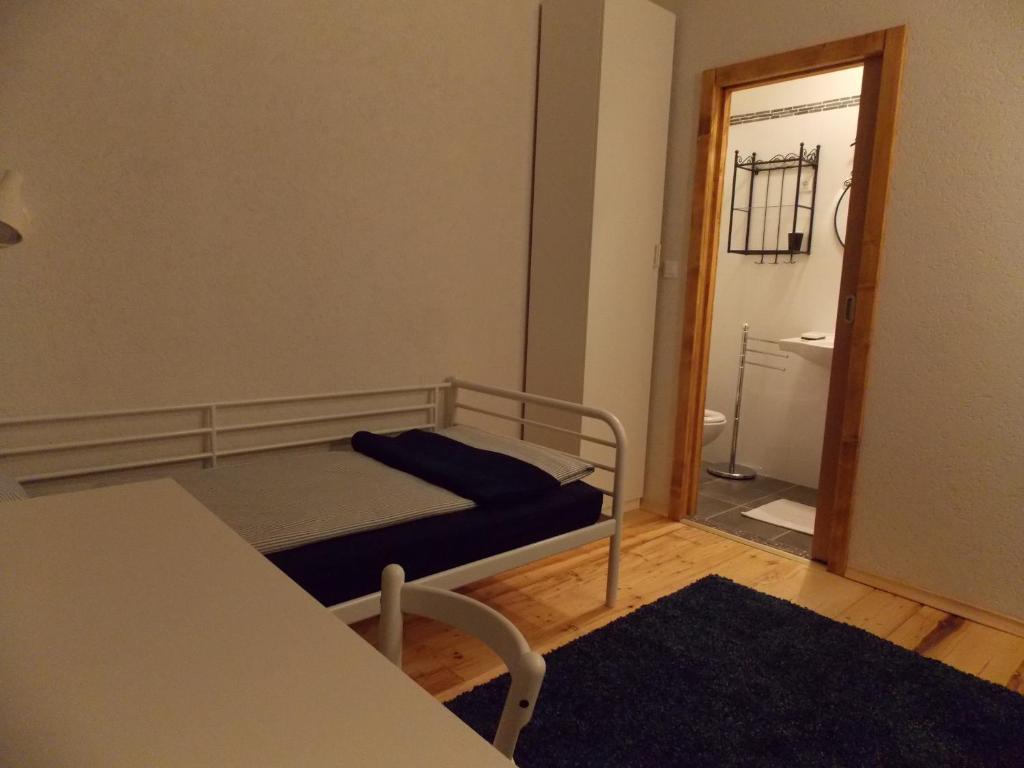Standard Twin Room,25373640:JPEG
