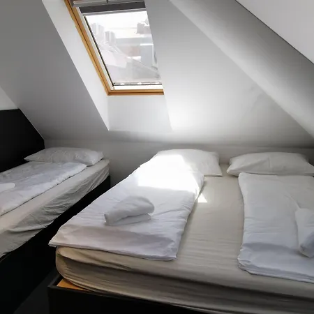 Cha Cha Rooms-2